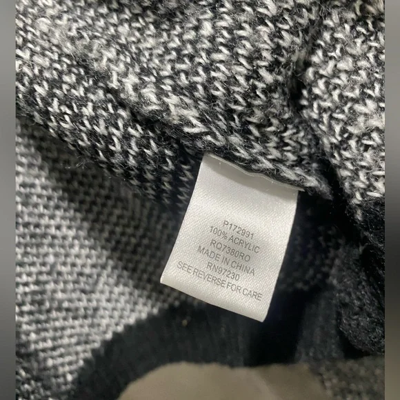 Black,gray and ivory sweater Plaid Fringe Open Front Cardigan back hood size s. - Picture 5 of 7